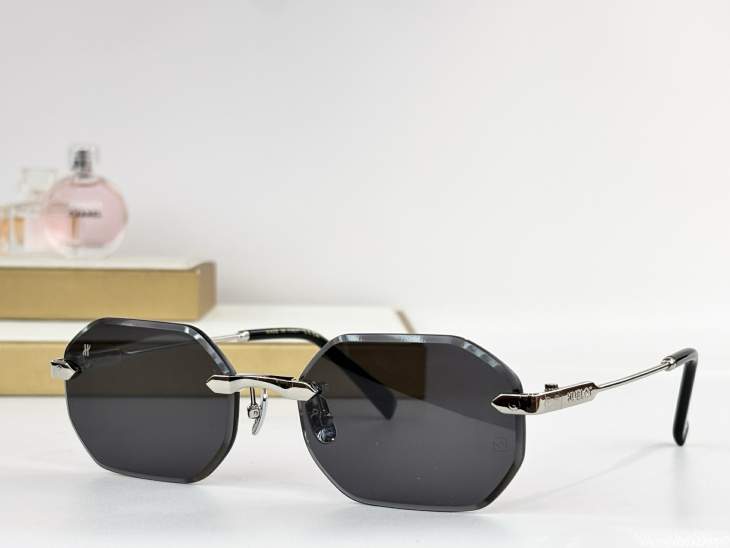 Picture of Hublot Sunglasses _SKUfw77838350fw